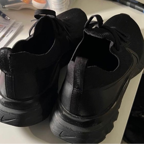 Nike React infinity Run Size 12 (like new- no box included - Picture 3 of 3